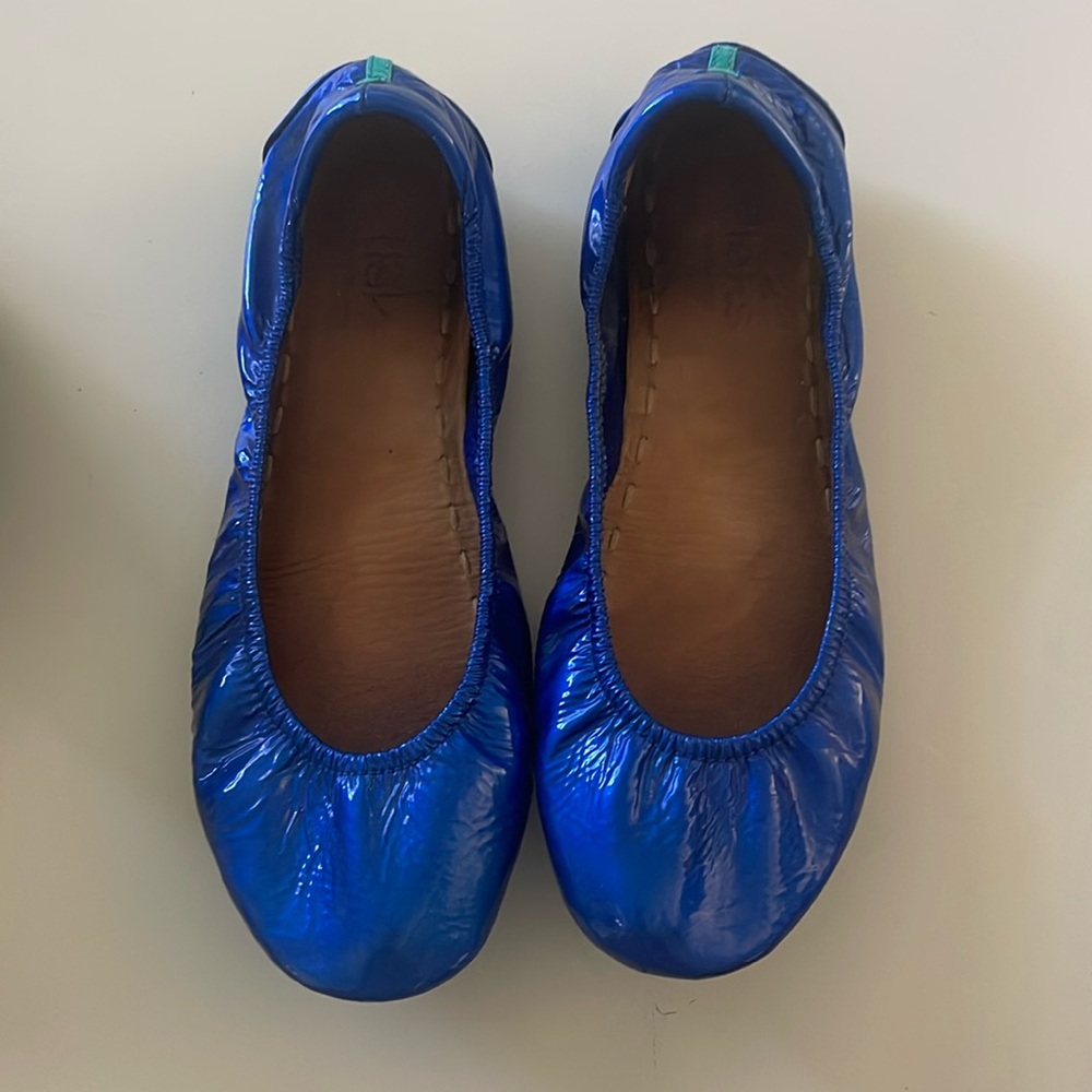 Tieks patent sapphire . EUC
